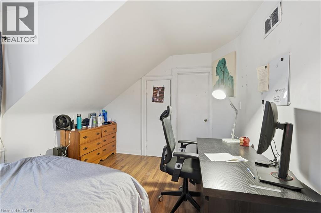 2 Gary Avenue, Hamilton, Ontario  L8S 1Y3 - Photo 25 - 40794608