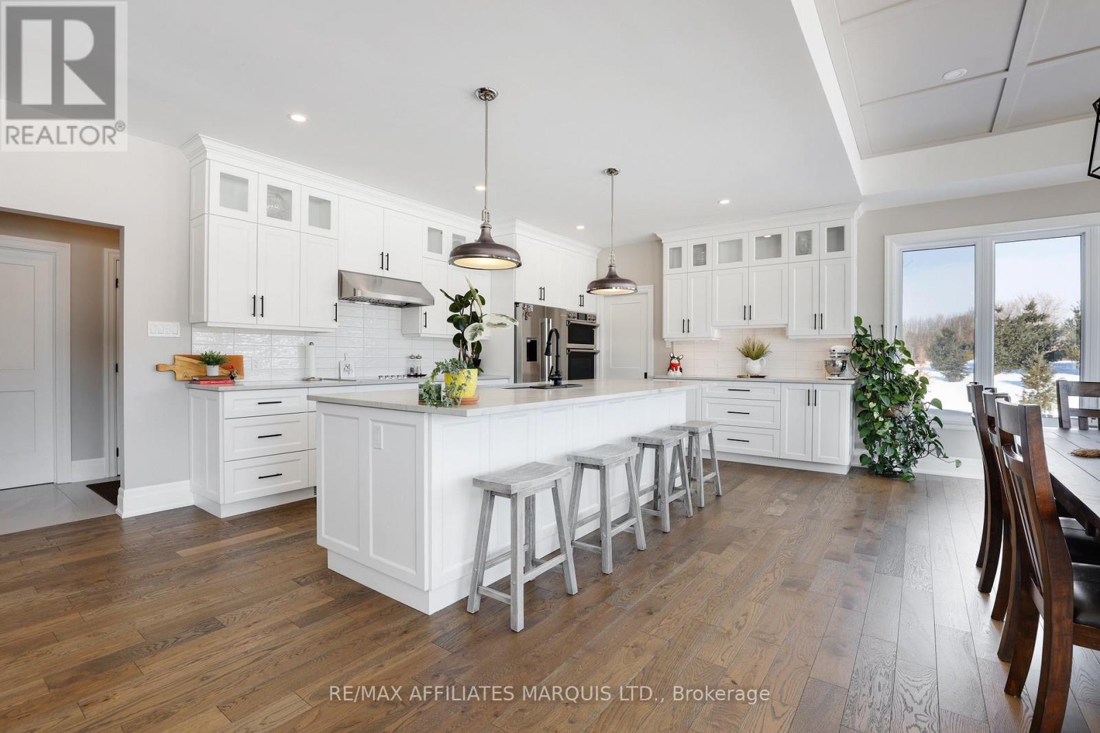 18150 St Laurent Boulevard, South Glengarry, Ontario  K6H 0G7 - Photo 10 - X12784058