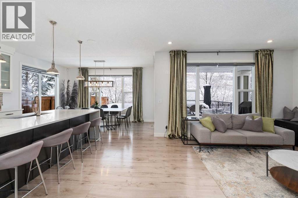 81 Cranbrook Place Se, Calgary, Alberta  T3M 1s4 - Photo 9 - A2272787