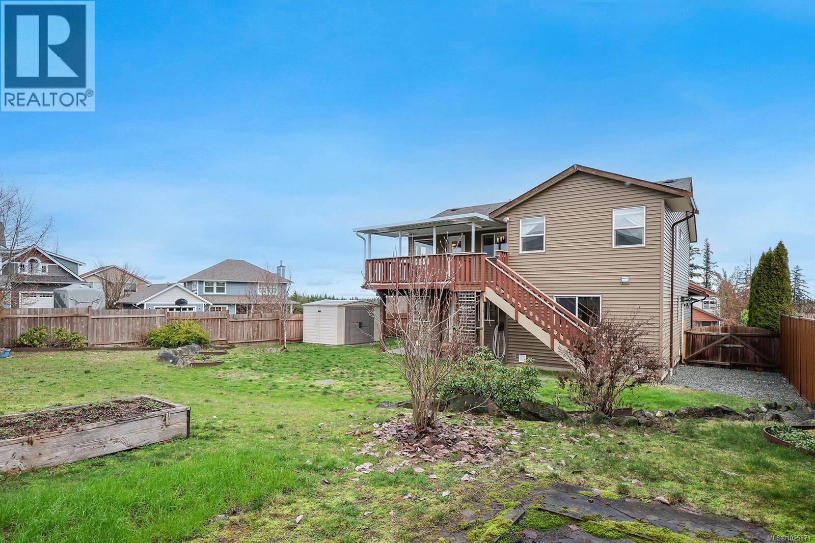 3367 First St, Cumberland, British Columbia  V0R 1S0 - Photo 33 - 1025871