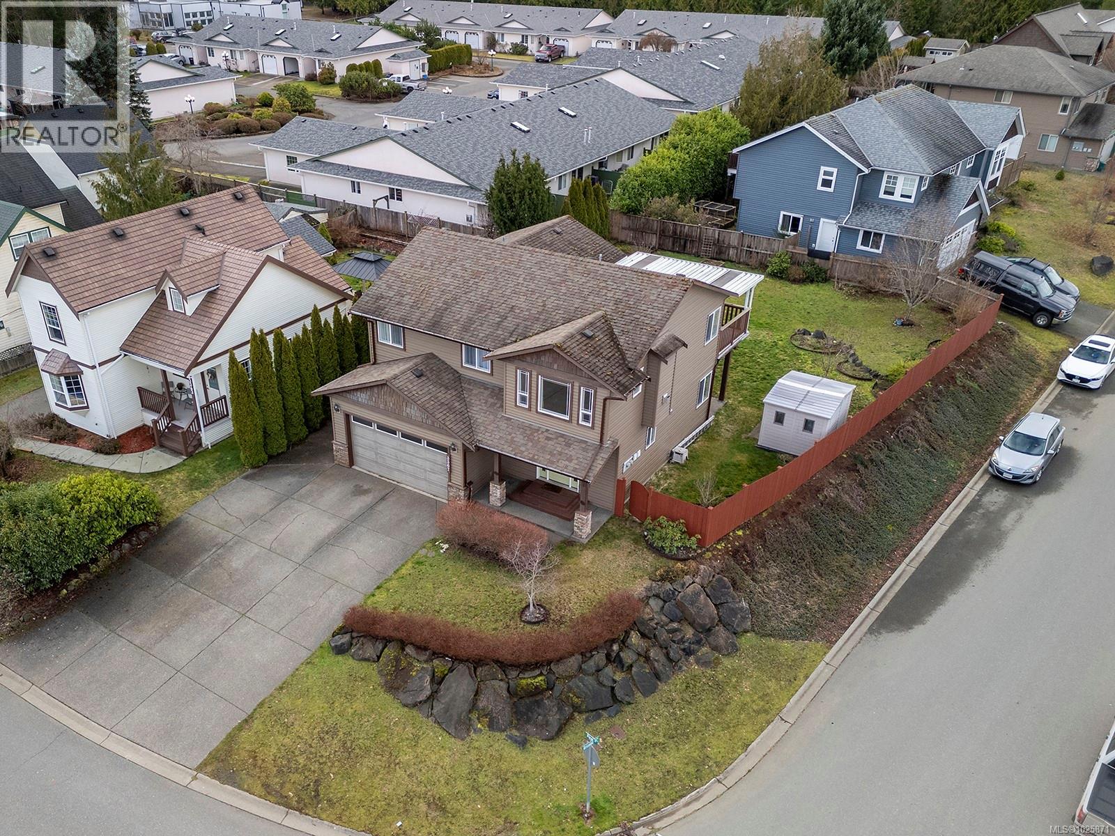 3367 First St, Cumberland, British Columbia  V0R 1S0 - Photo 36 - 1025871