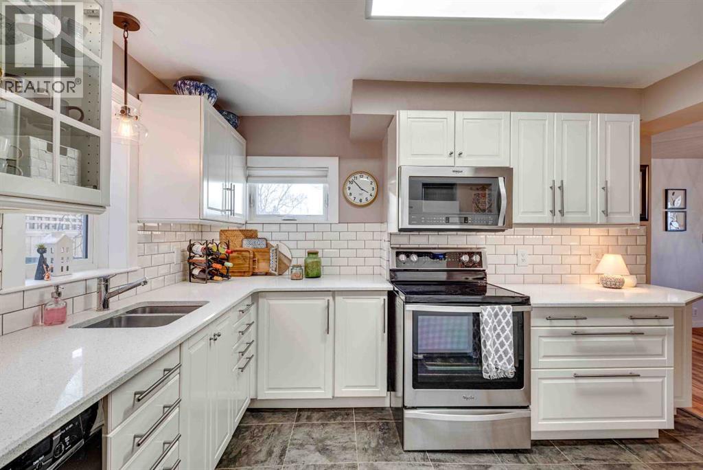 206 5 Avenue Se, Three Hills, Alberta  T0M 2A0 - Photo 12 - A2283257