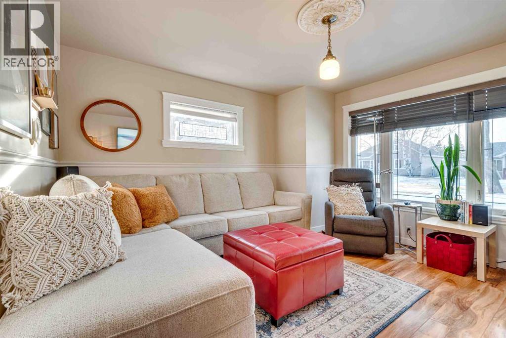 206 5 Avenue Se, Three Hills, Alberta  T0M 2A0 - Photo 9 - A2283257