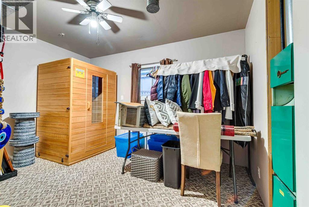 206 5 Avenue Se, Three Hills, Alberta  T0M 2A0 - Photo 30 - A2283257