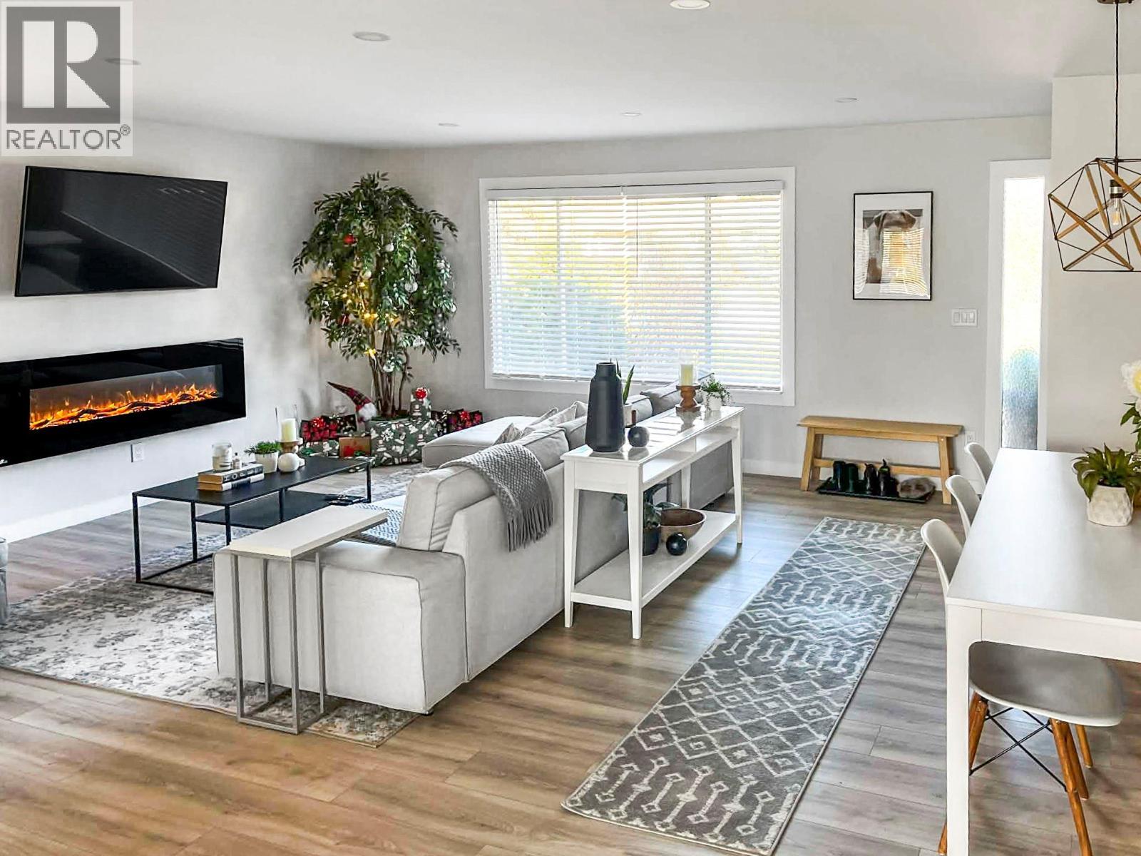 6549 19th Street, Grand Forks, British Columbia  V0H 1H0 - Photo 5 - 10375458