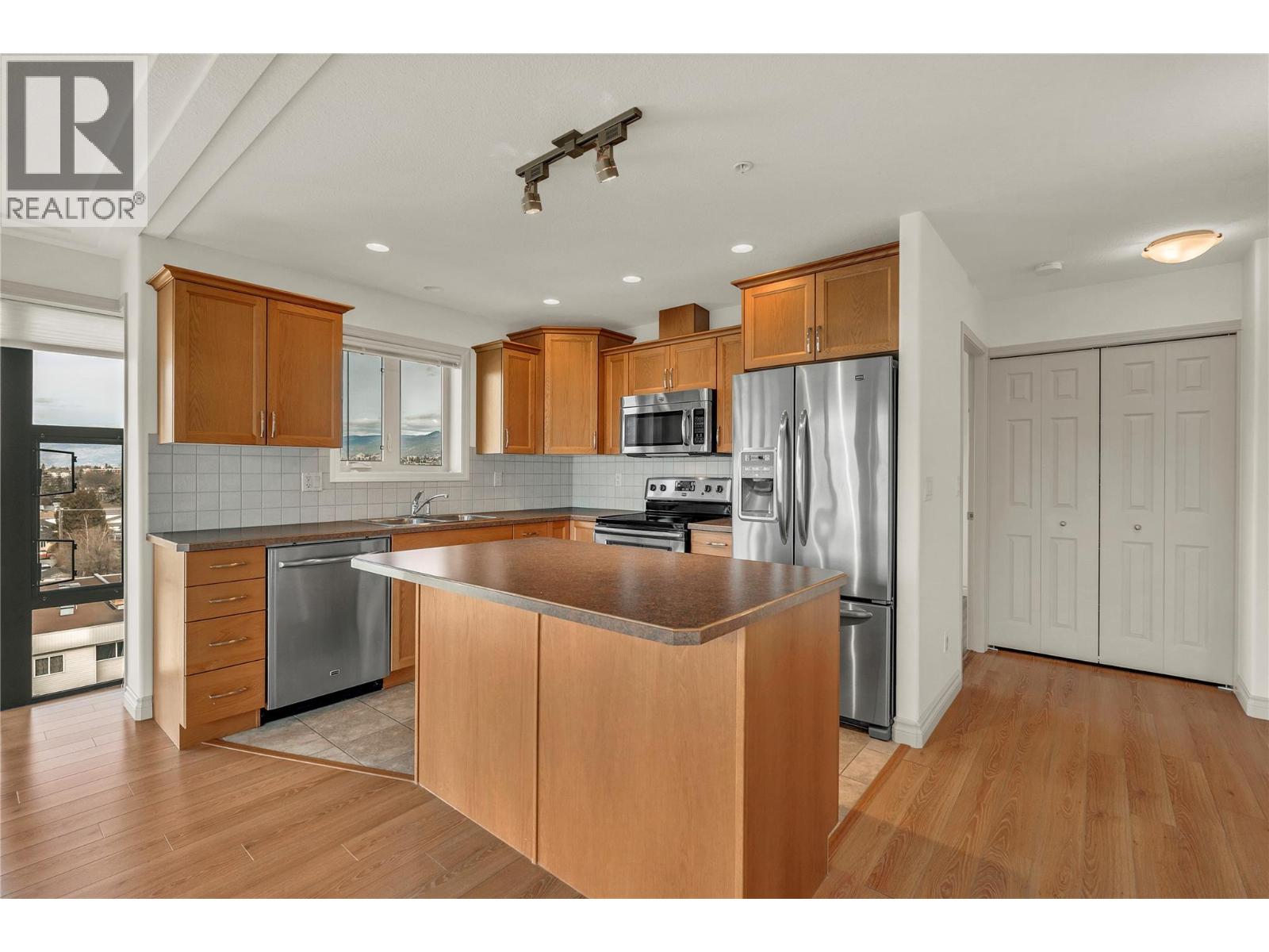 2113 Atkinson Street Unit# 705, Penticton, British Columbia  V2A 8R5 - Photo 11 - 10375806