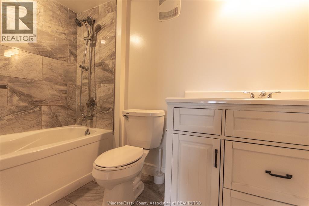 2175 Wyandotte Street East Unit# 303, Windsor, Ontario  N8Y 5B9 - Photo 12 - 26003156