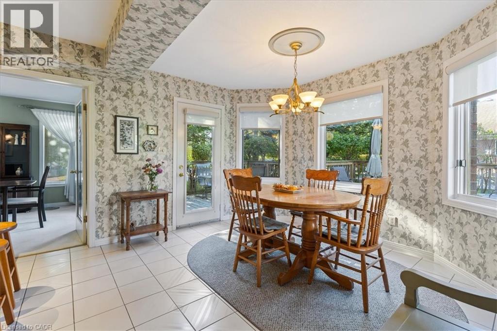 599 Stonebury Crescent, Waterloo, Ontario  N2K 3R2 - Photo 13 - 40804251