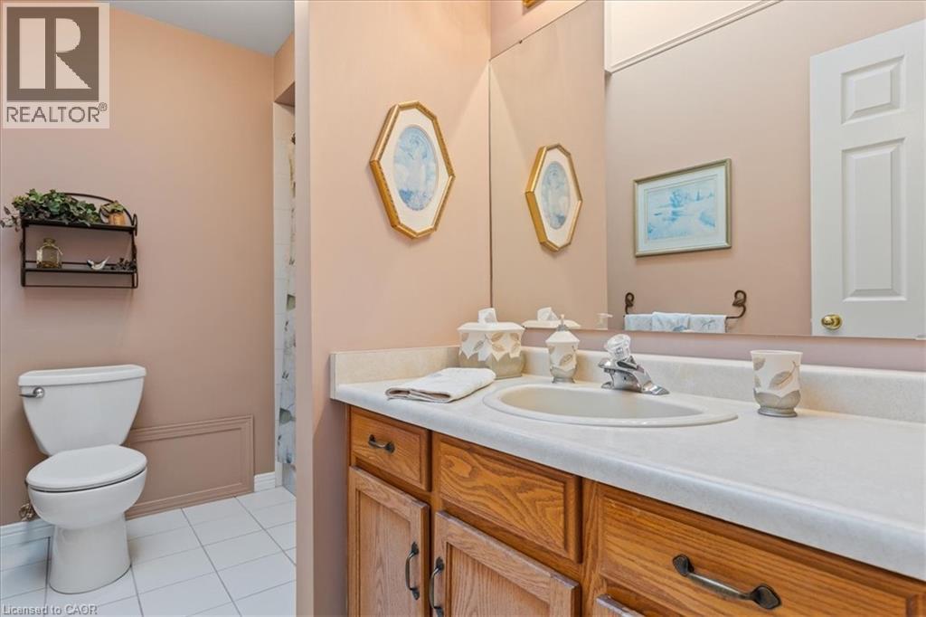 599 Stonebury Crescent, Waterloo, Ontario  N2K 3R2 - Photo 22 - 40804251