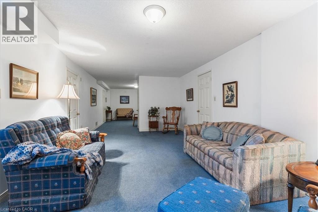 599 Stonebury Crescent, Waterloo, Ontario  N2K 3R2 - Photo 33 - 40804251