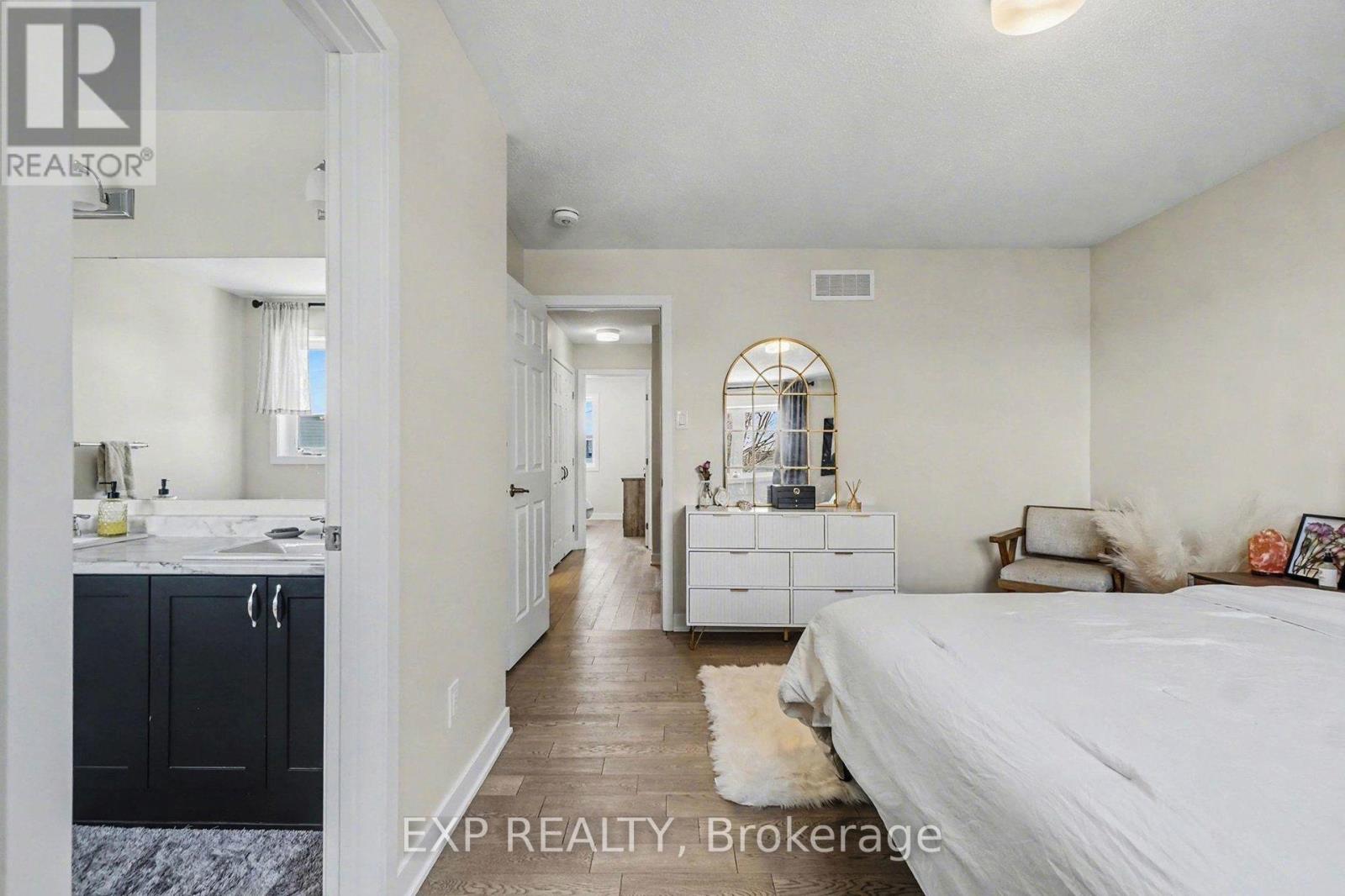 2142 Winsome Terrace, Ottawa, Ontario  K4A 0K6 - Photo 11 - X12761494