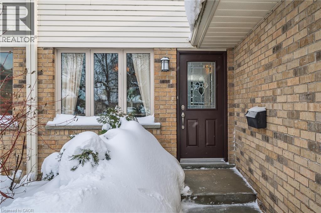 375 Kingscourt Drive Unit# 21, Waterloo, Ontario  N2K 3N7 - Photo 4 - 40799578