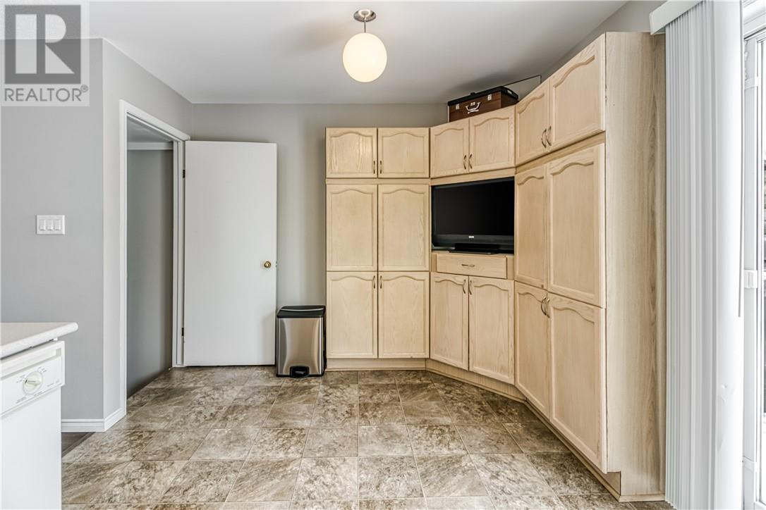 254 Benita Boulevard, Sudbury, Ontario  P3A 5Z5 - Photo 5 - 2126405