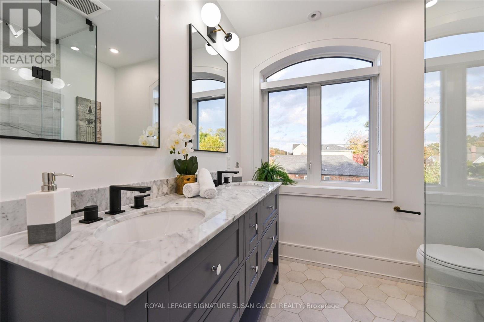 32 Treadway Boulevard, Toronto, Ontario  M4C 2Z7 - Photo 30 - E12783980