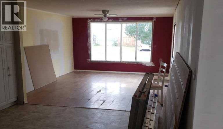 4806 6 Street, Coalhurst, Alberta  T0L 0V0 - Photo 14 - A2240532