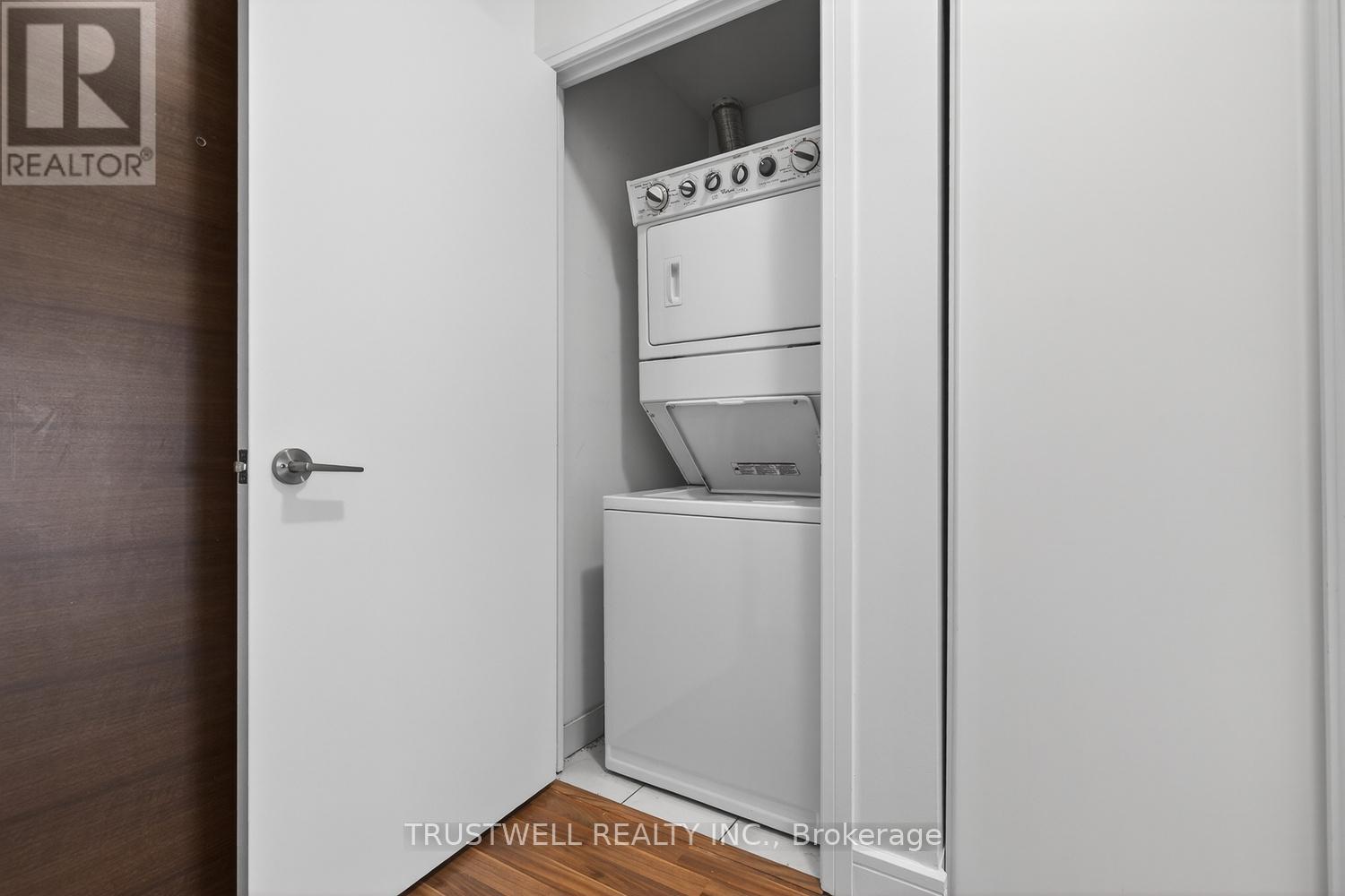 Ph21 - 35 Brian Peck Crescent, Toronto, Ontario  M4G 0A5 - Photo 10 - C12741248