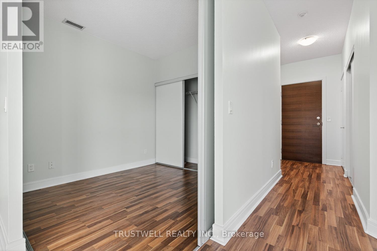 Ph21 - 35 Brian Peck Crescent, Toronto, Ontario  M4G 0A5 - Photo 11 - C12741248