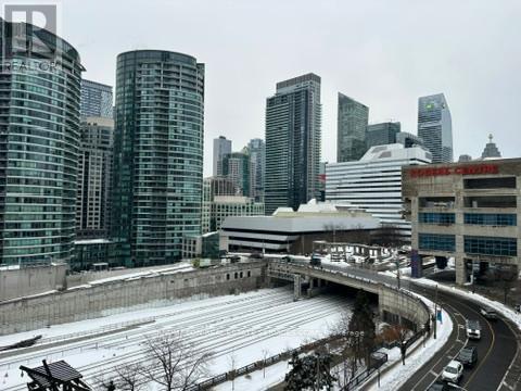 803 - 1 Concord Cityplace Way, Toronto, Ontario  M5V 0X3 - Photo 10 - C12777930