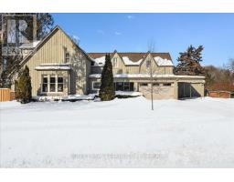 42 ROYAL ROAD, Aurora, Ontario