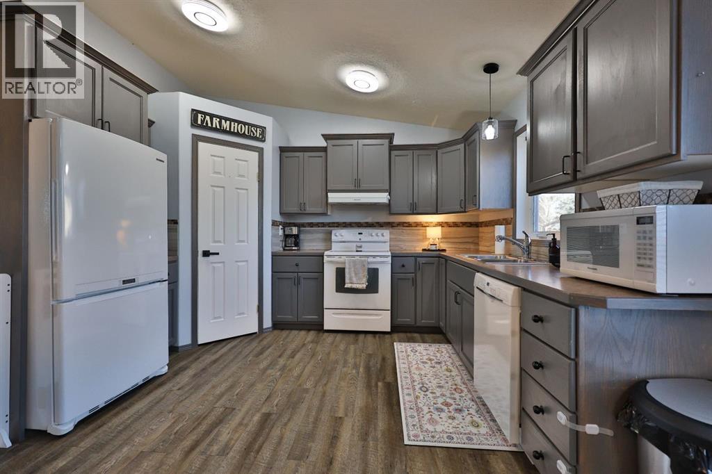 14 Mountview Place, Granum, Alberta  T0L 1A0 - Photo 16 - A2284581