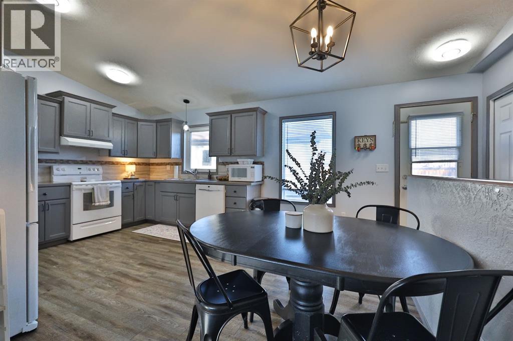 14 Mountview Place, Granum, Alberta  T0L 1A0 - Photo 18 - A2284581