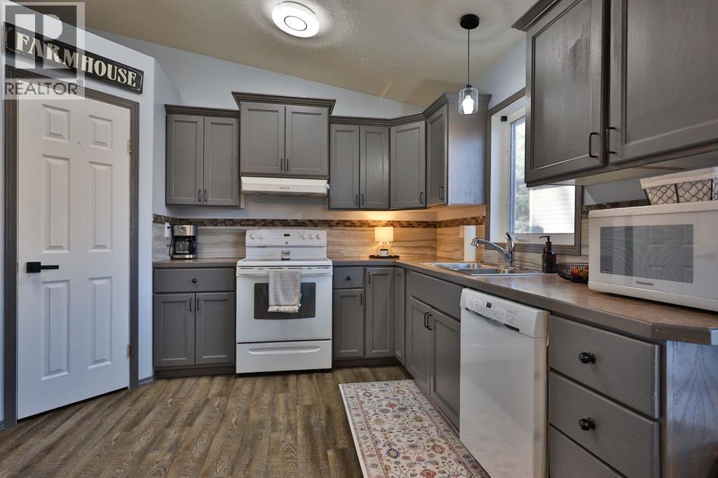 14 Mountview Place, Granum, Alberta  T0L 1A0 - Photo 19 - A2284581