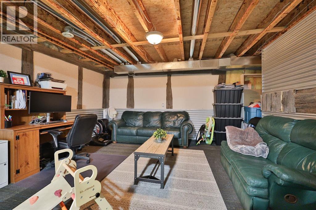 14 Mountview Place, Granum, Alberta  T0L 1A0 - Photo 38 - A2284581