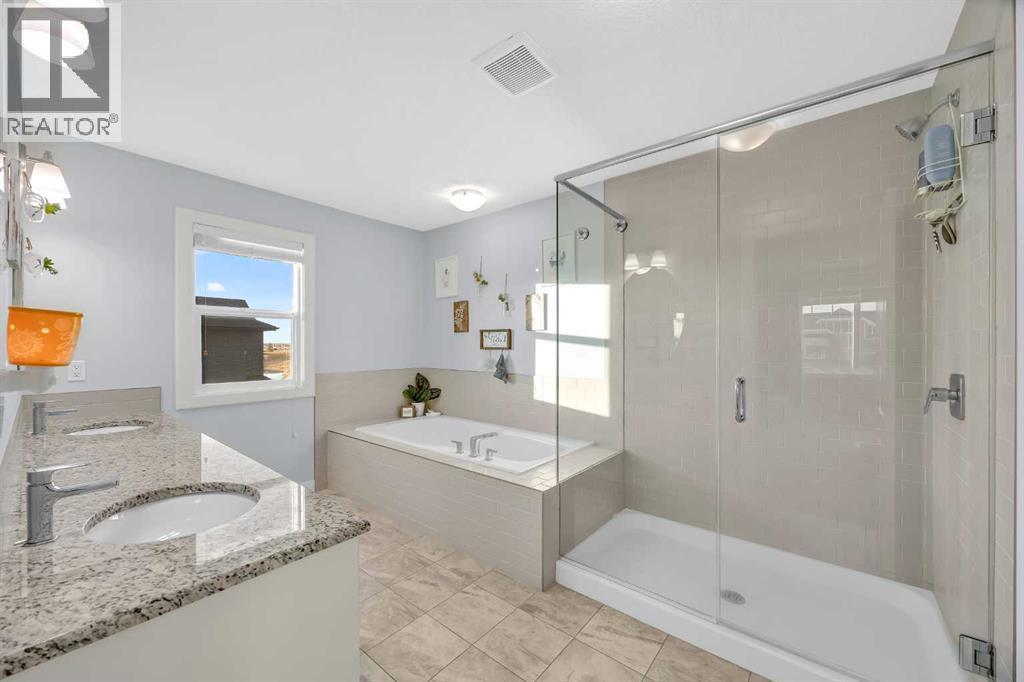 264 Boulder Creek Crescent Se, Langdon, Alberta  T0J 1X3 - Photo 25 - A2272417