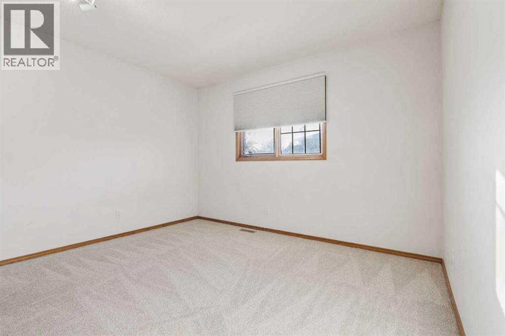 124 Edgebrook Road Nw, Calgary, Alberta  T3A 4N3 - Photo 28 - A2280027