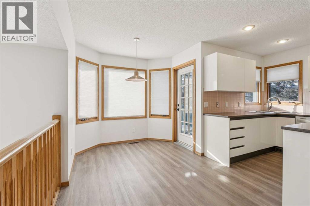 124 Edgebrook Road Nw, Calgary, Alberta  T3A 4N3 - Photo 12 - A2280027