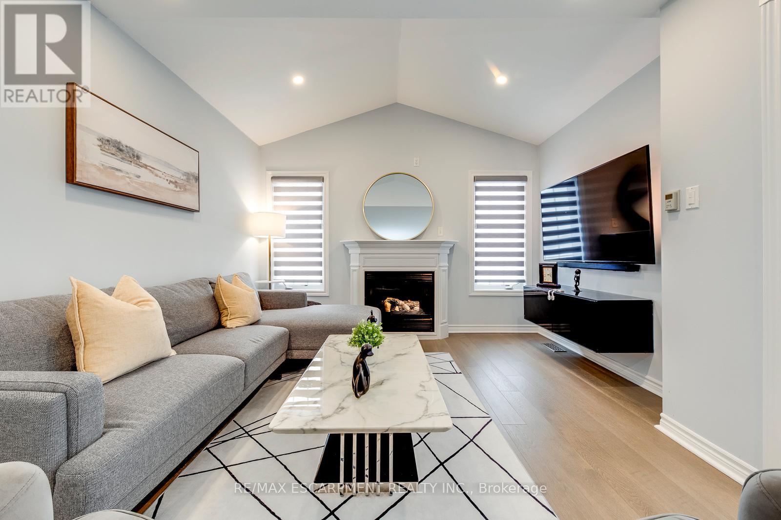 80 Beaverbrook Crescent, Vaughan, Ontario L6A 3T3 - Photo 11 - N12783948