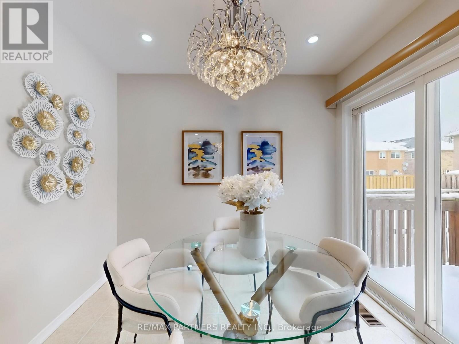 49 Charles Sturdy Road, Markham, Ontario  L6C 3E8 - Photo 14 - N12783964