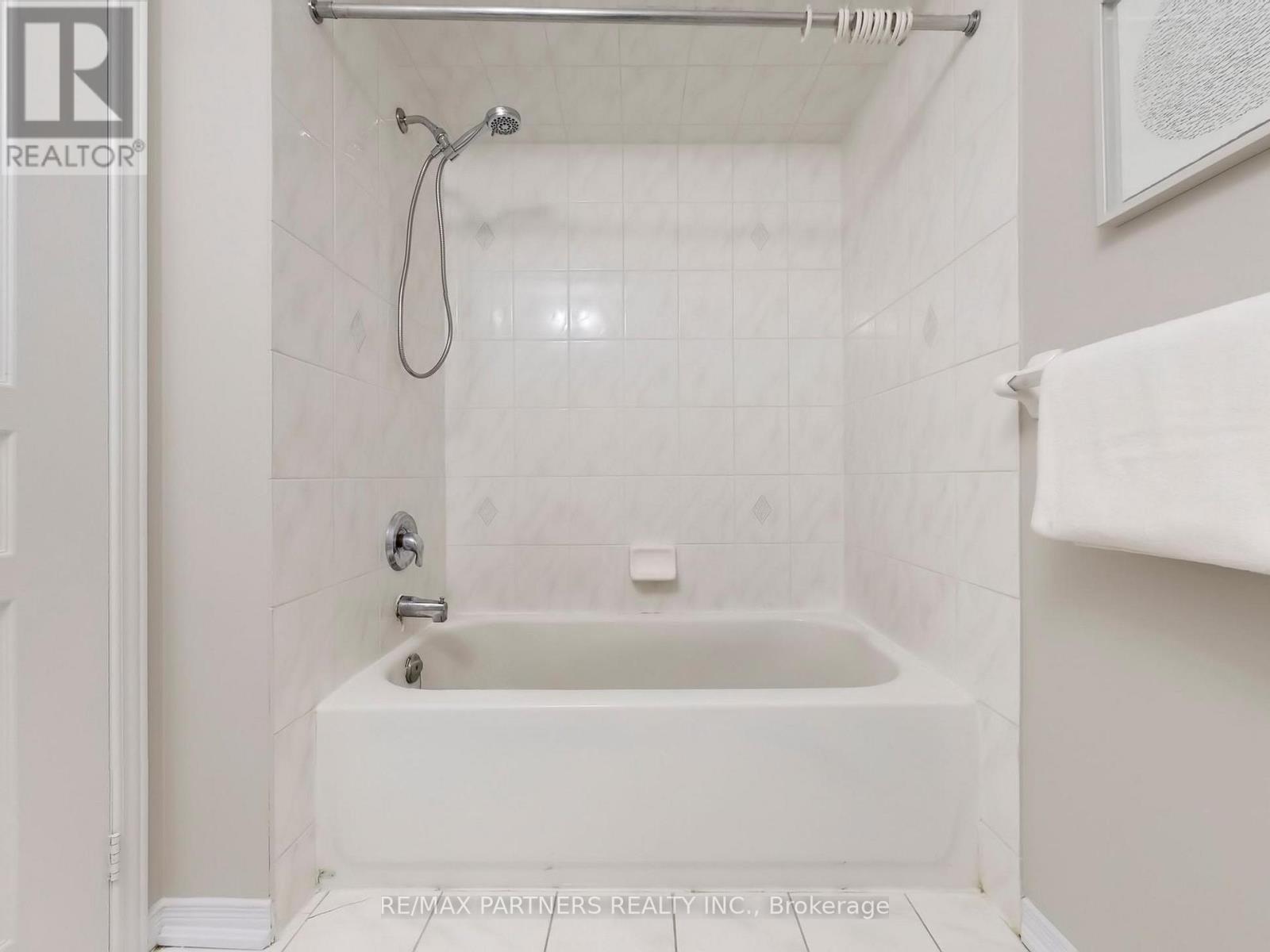 49 Charles Sturdy Road, Markham, Ontario  L6C 3E8 - Photo 44 - N12783964