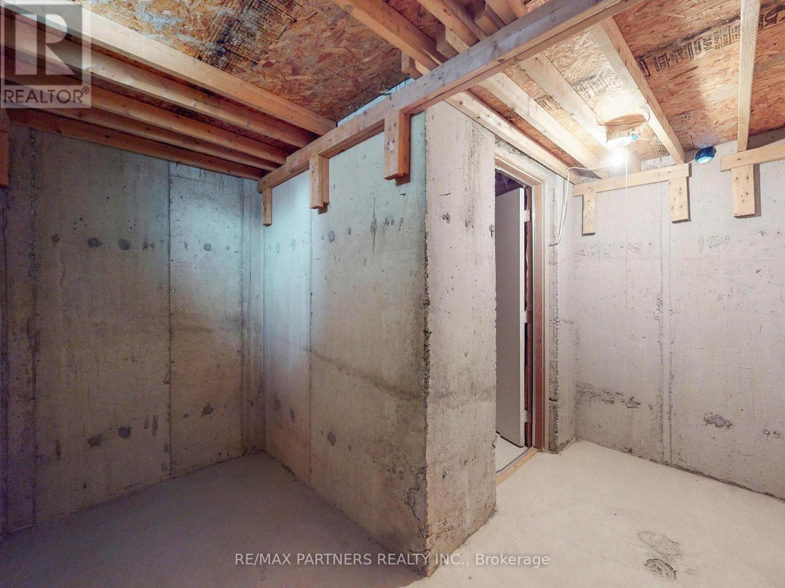 49 Charles Sturdy Road, Markham, Ontario  L6C 3E8 - Photo 47 - N12783964