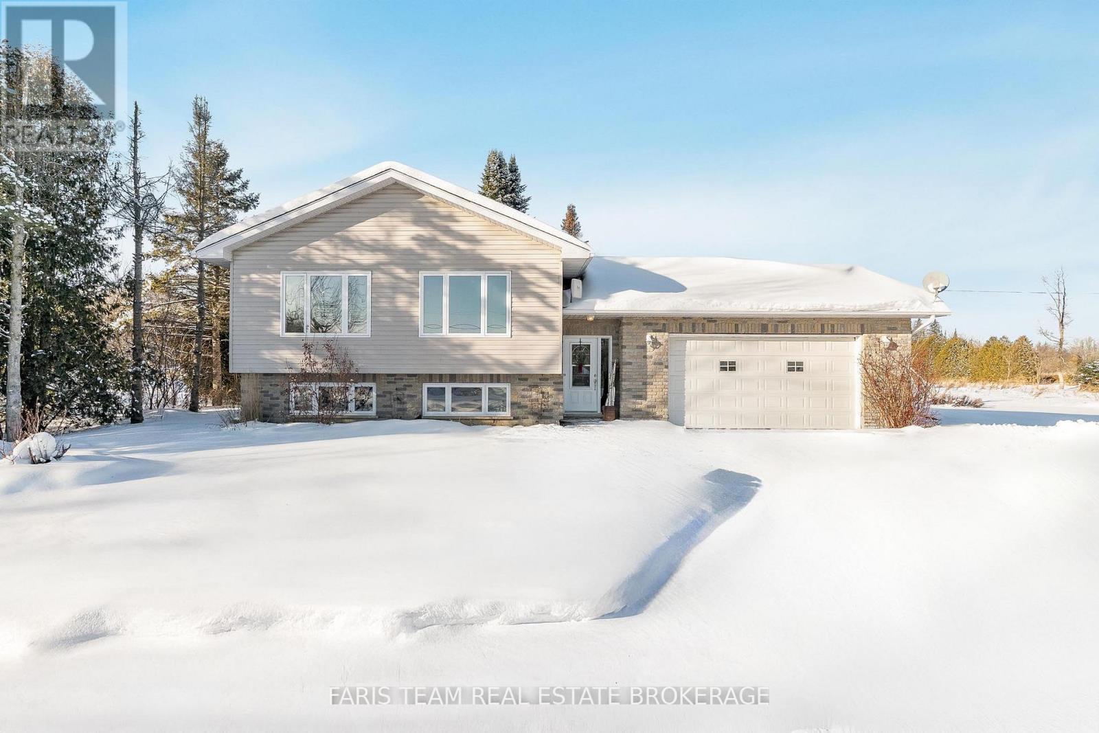 3400 Reservoir Road, Severn (Coldwater), Ontario  L0K 1E0 - Photo 1 - S12783974