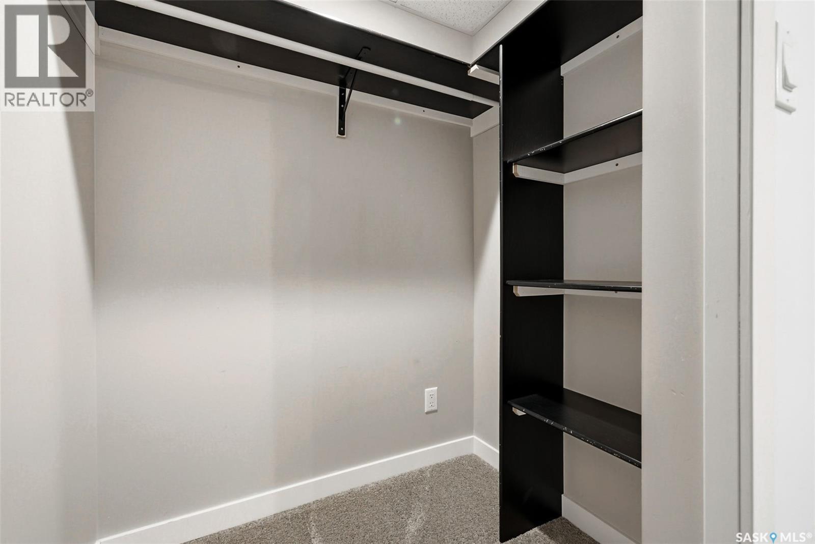 2006 Assiniboine Avenue E, Regina, Saskatchewan  S4V 2E2 - Photo 37 - SK028451