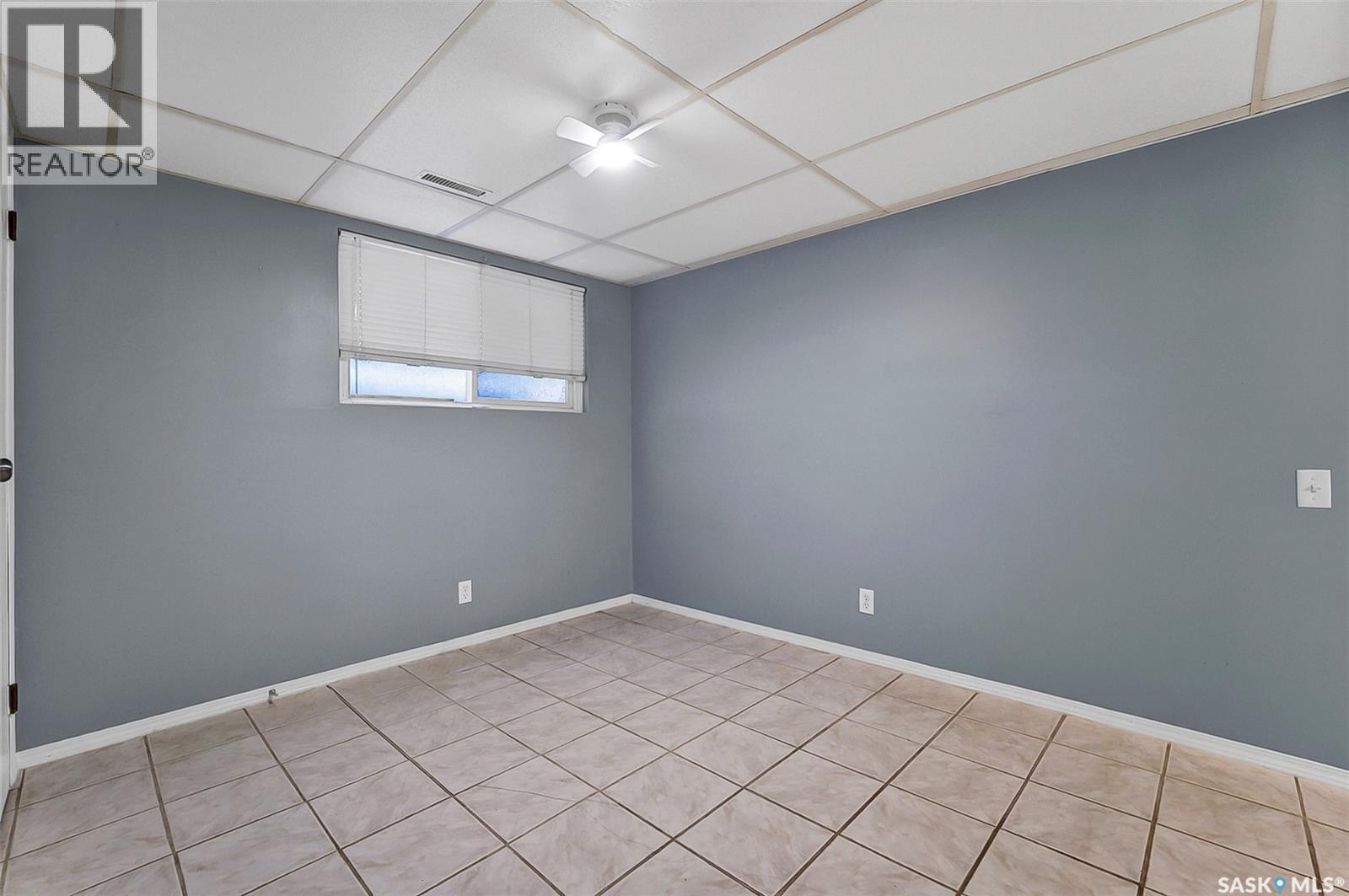 1627-1629 B Avenue N, Saskatoon, Saskatchewan  S7L 1H2 - Photo 17 - SK028406