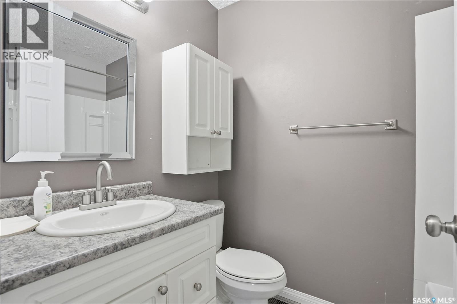 1627-1629 B Avenue N, Saskatoon, Saskatchewan  S7L 1H2 - Photo 28 - SK028406