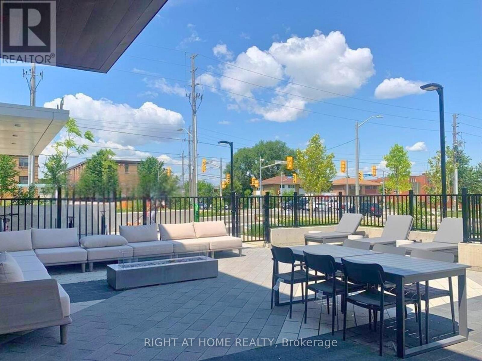 815 - 50 George Butchard Drive E, Toronto, Ontario  M3K 0C9 - Photo 24 - W12784000