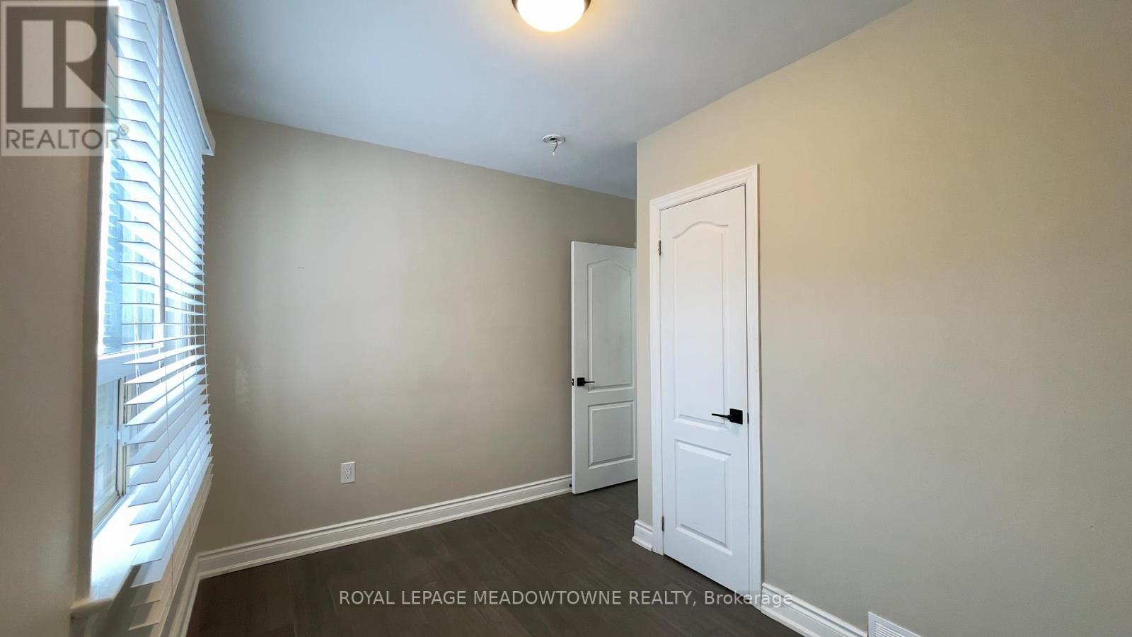 Main - 4 Keats Avenue, Halton Hills, Ontario  L7G 1T4 - Photo 21 - W12784004