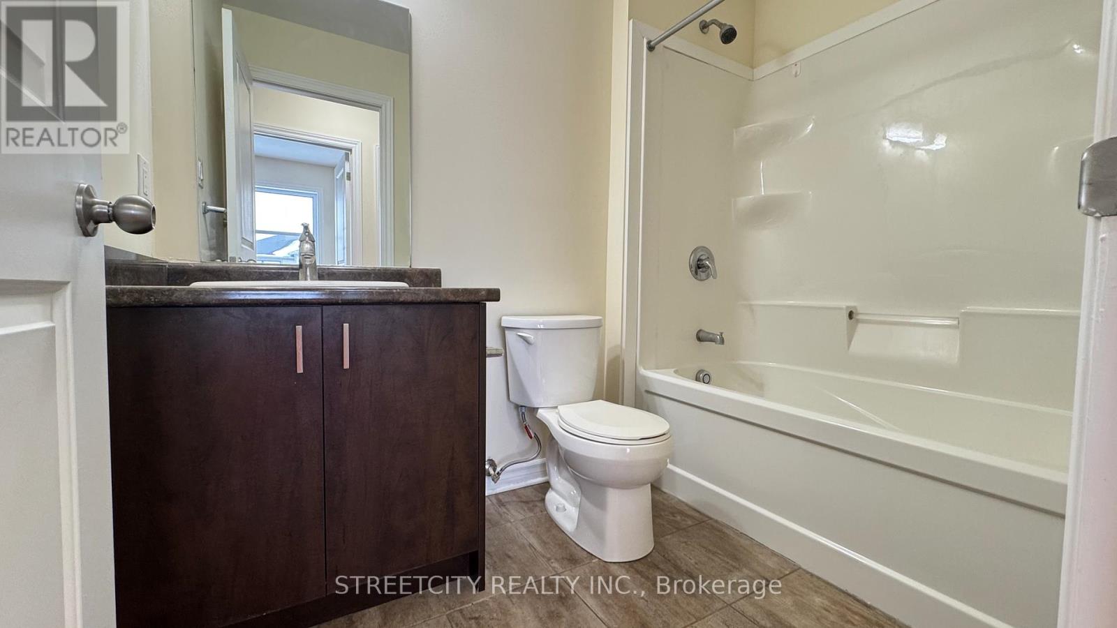 1357 Michael Circle, London East, Ontario  N5V 0B8 - Photo 27 - X12776678