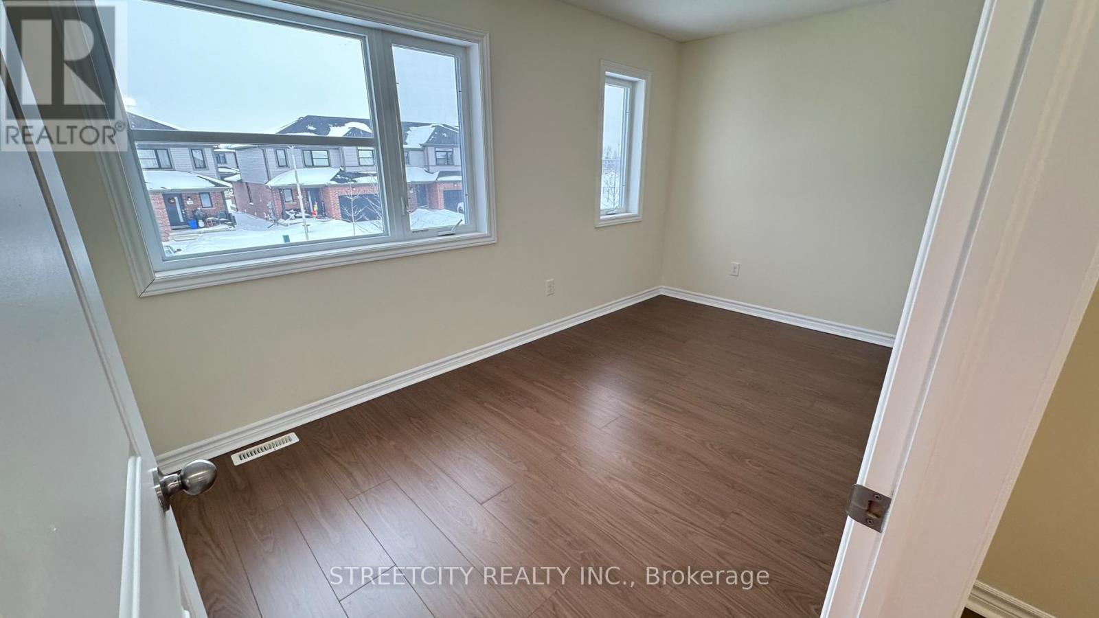 1357 Michael Circle, London East, Ontario  N5V 0B8 - Photo 30 - X12776678