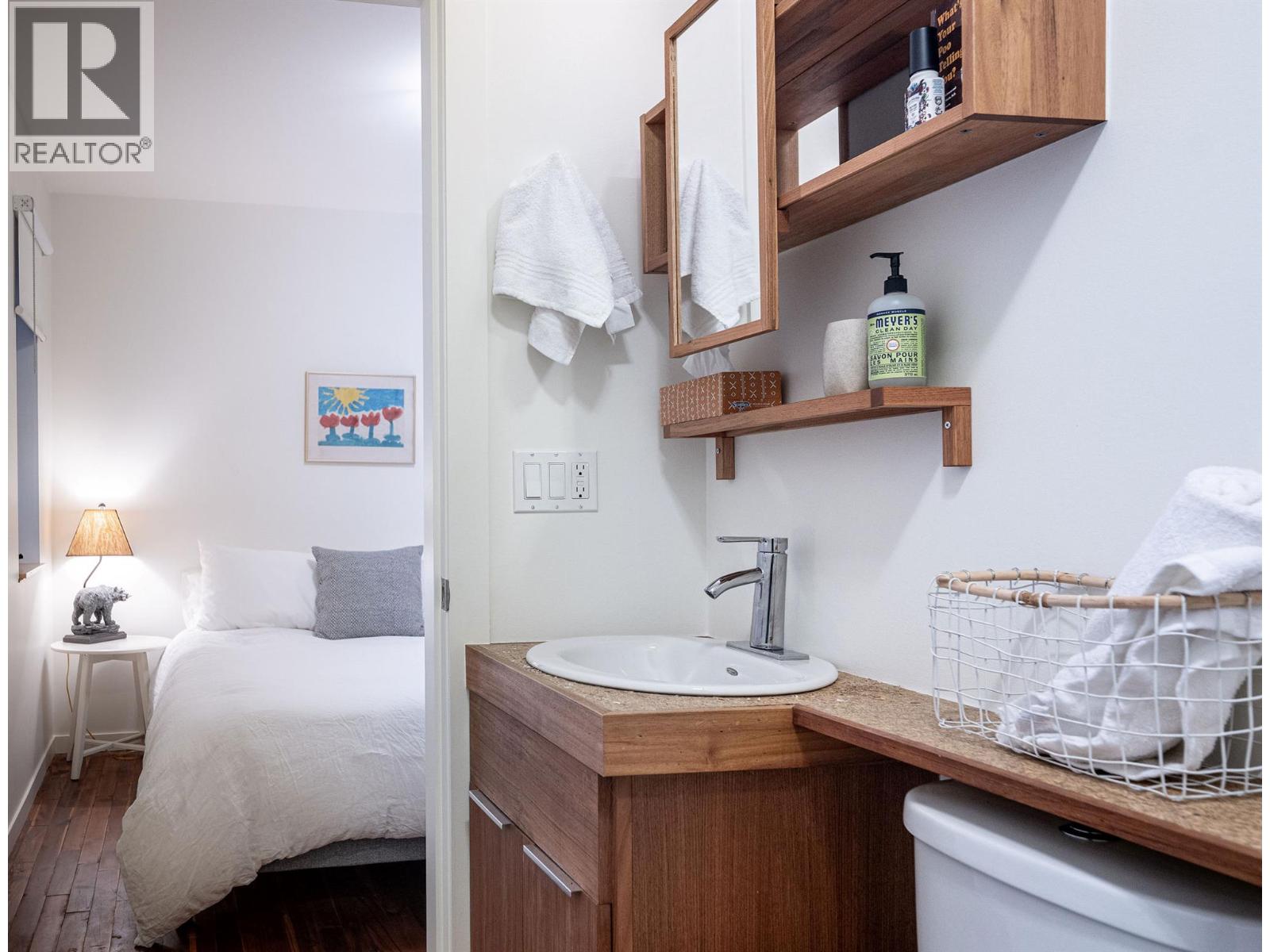 504 Ninth Street E, Revelstoke, British Columbia  V0E 2S0 - Photo 26 - 10375450