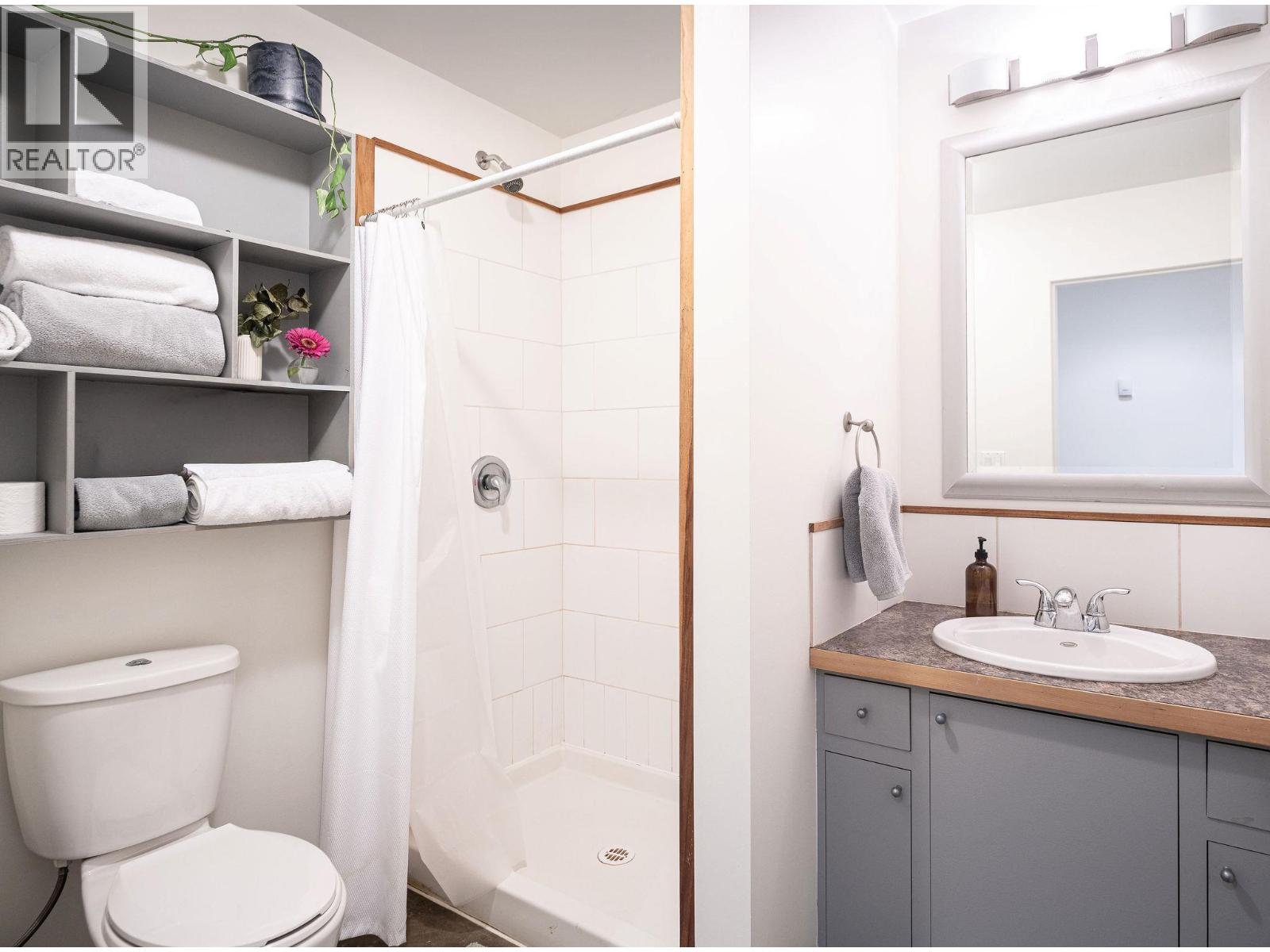 504 Ninth Street E, Revelstoke, British Columbia  V0E 2S0 - Photo 41 - 10375450