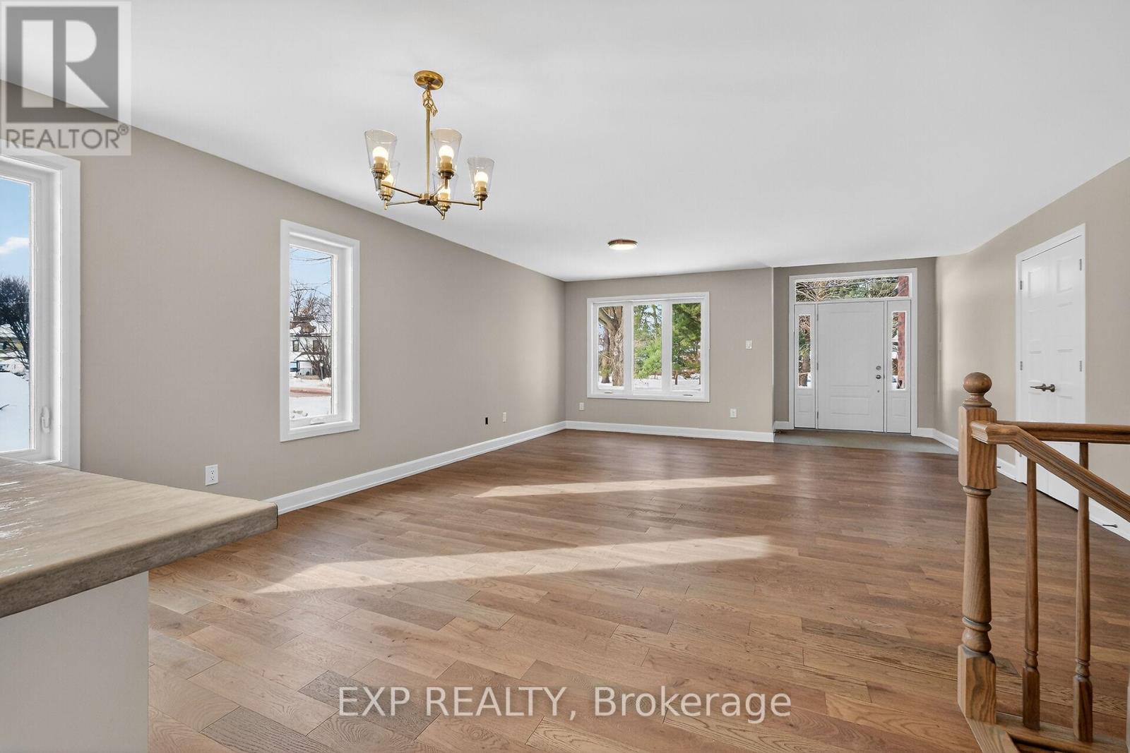 53 Craig Street, Russell, Ontario  K4R 1A6 - Photo 7 - X12172249