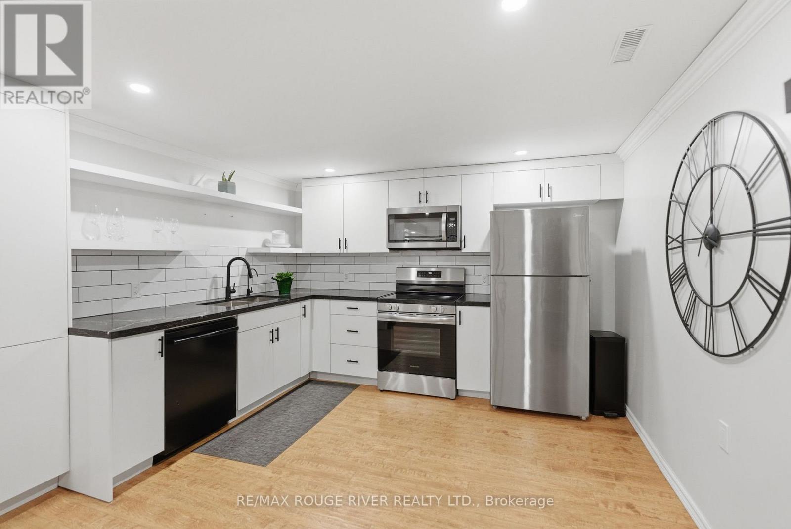 5 Glenmount Court, Whitby, Ontario  L1N 5M7 - Photo 39 - E12784154