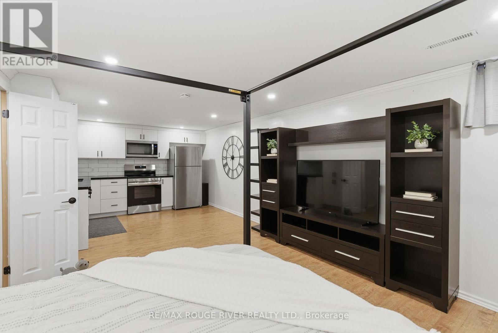 5 Glenmount Court, Whitby, Ontario  L1N 5M7 - Photo 44 - E12784154