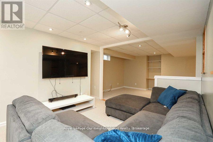 83 Cloughley Drive N, Barrie (Northwest), Ontario  L4N 9T8 - Photo 18 - S12784212