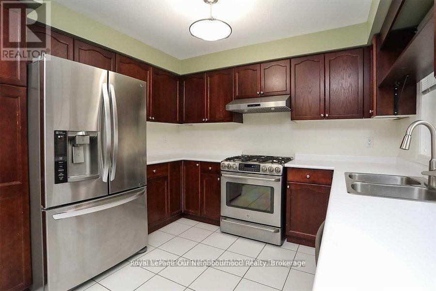 83 Cloughley Drive N, Barrie (Northwest), Ontario  L4N 9T8 - Photo 9 - S12784212