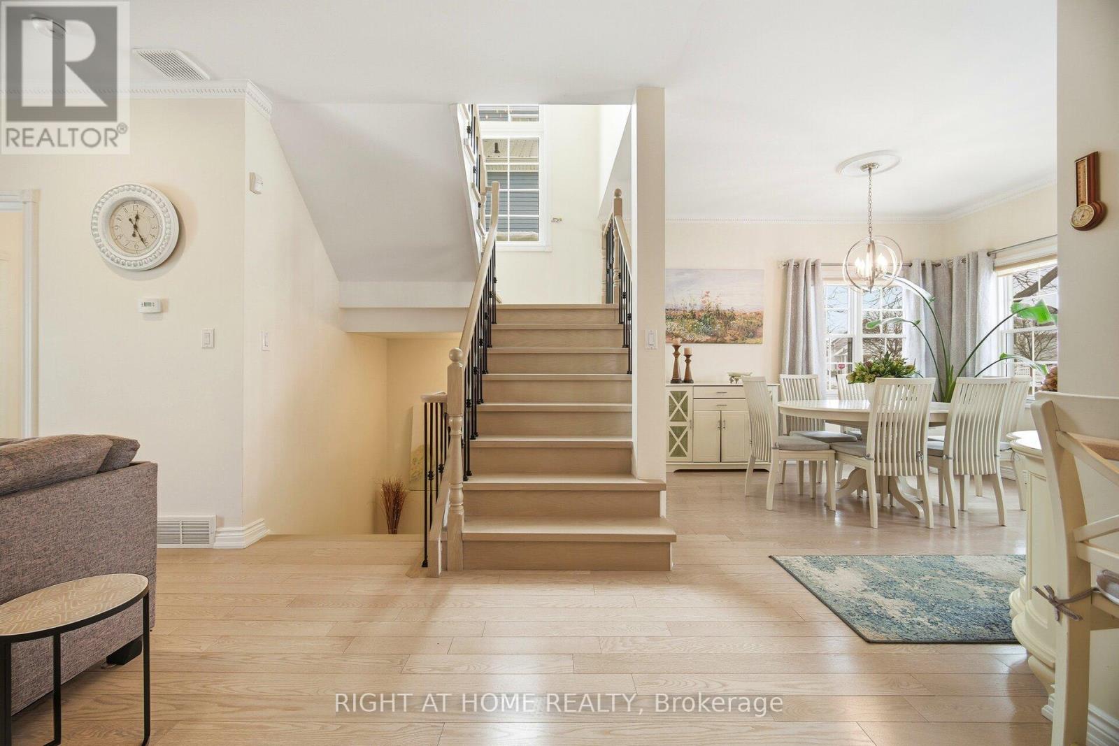 10 Lighthouse Point, Fort Erie, Ontario  L0S 1B0 - Photo 25 - X12783926